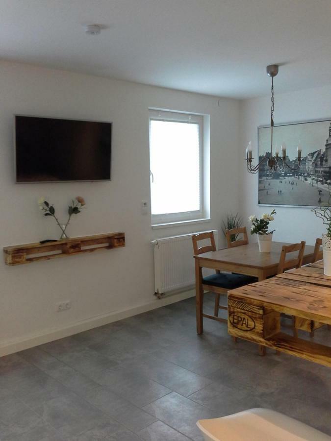 Alles Paletti Mit Klimaanlage Apartment Wittenberg Luaran gambar
