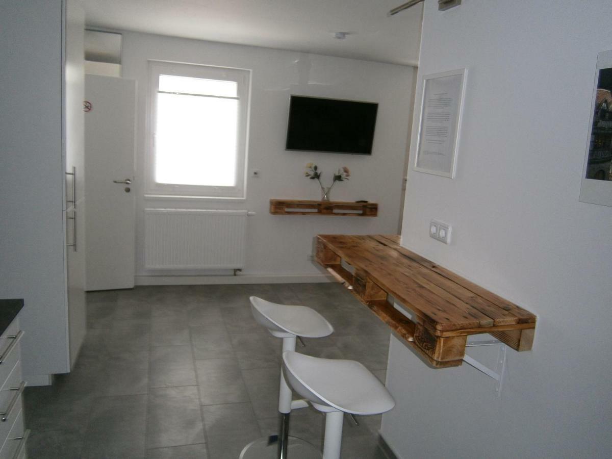 Alles Paletti Mit Klimaanlage Apartment Wittenberg Luaran gambar