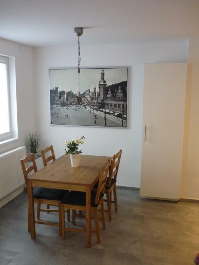 Alles Paletti Mit Klimaanlage Apartment Wittenberg Luaran gambar